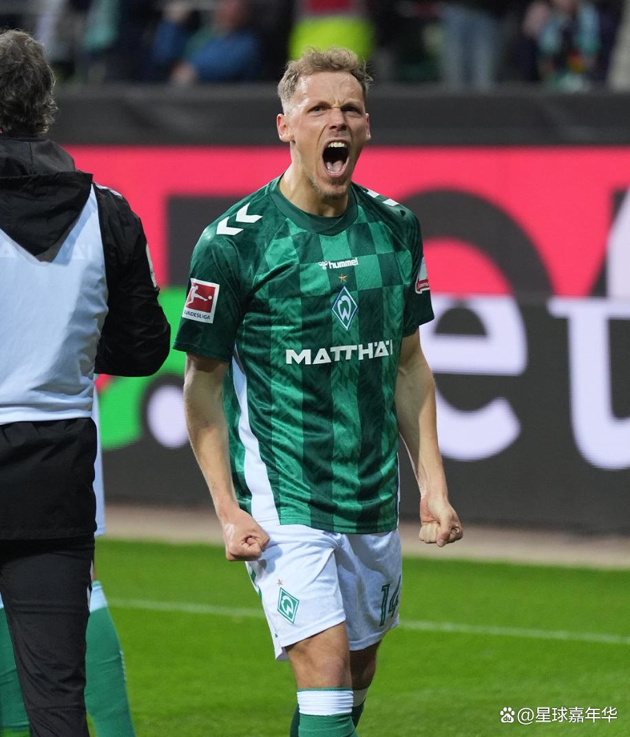 关于离谱！清晨曼联刷新队史纪录斯图加特豪取连胜，浓眉哥赛事官方发布状态火爆新规的信息星空体育